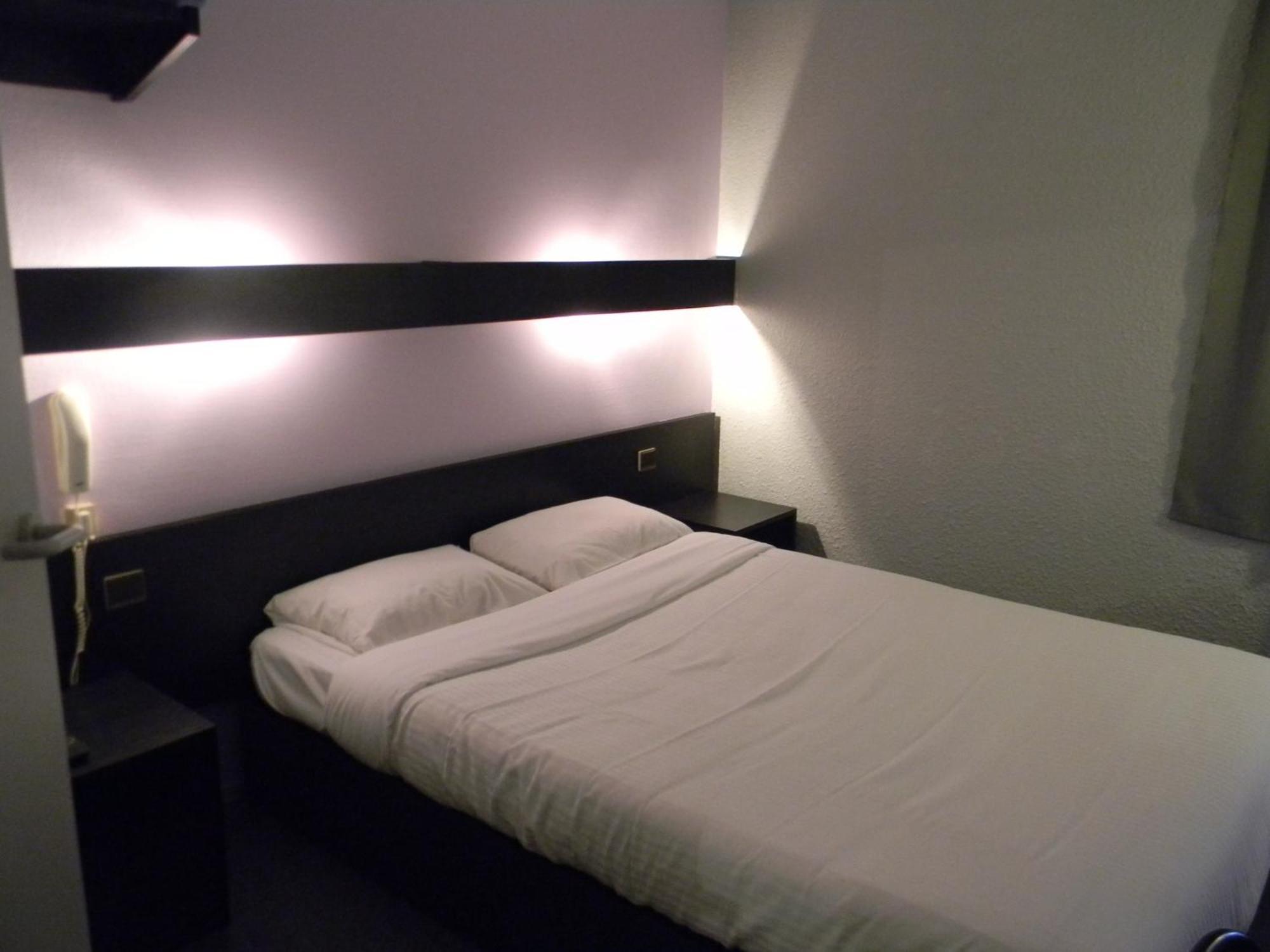 Class-Hotel بواتييه المظهر الخارجي الصورة