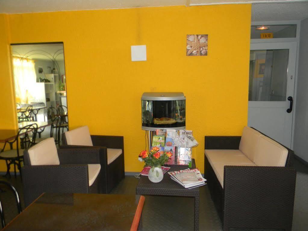 Class-Hotel بواتييه المظهر الخارجي الصورة